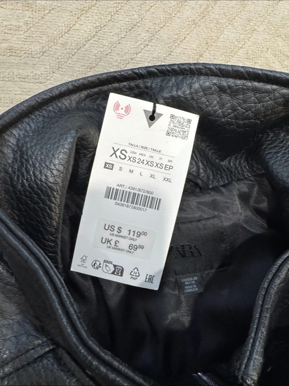 zara viral  Black Leather Jacket never worn size xs